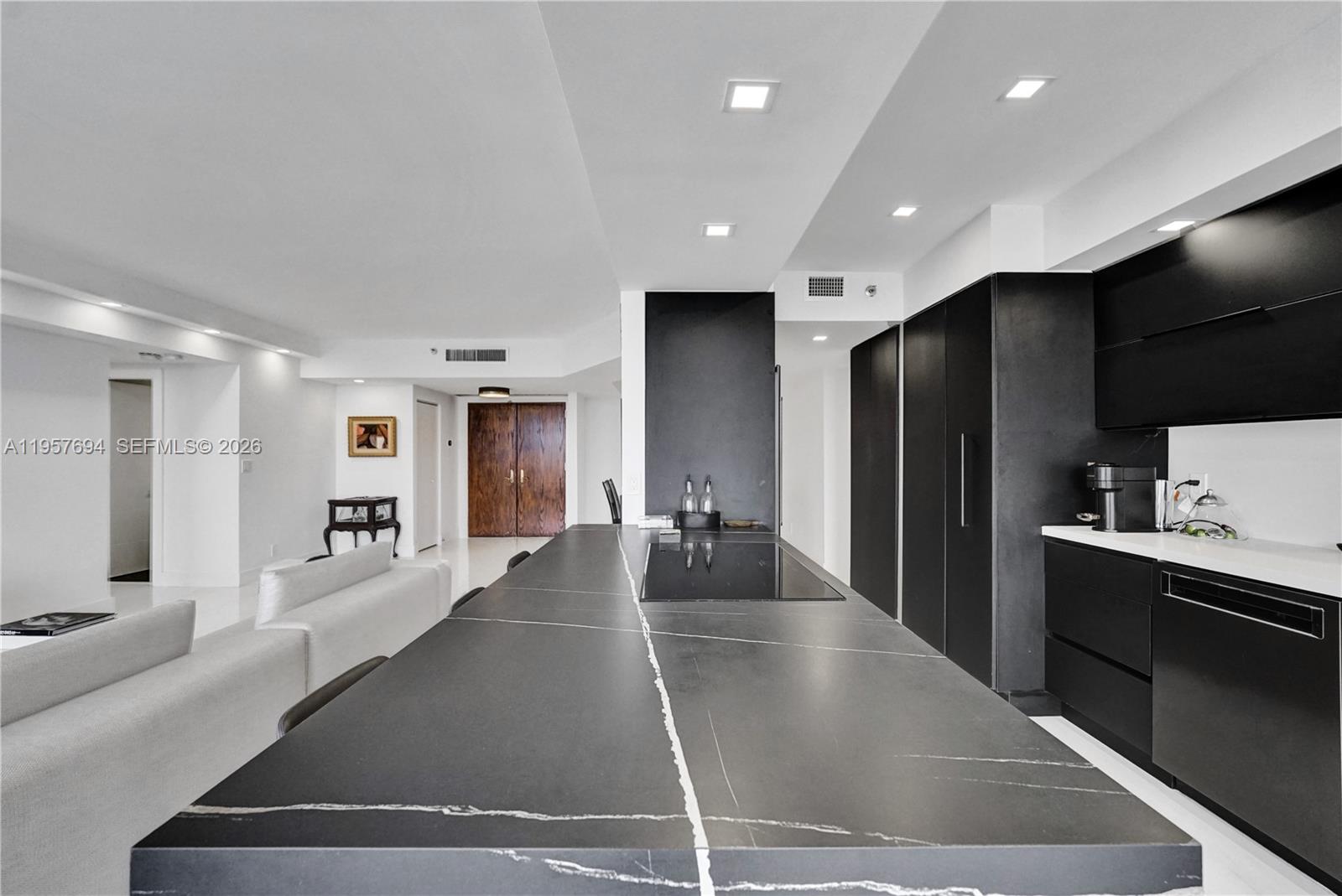 20281 E Country Club Dr # 1503