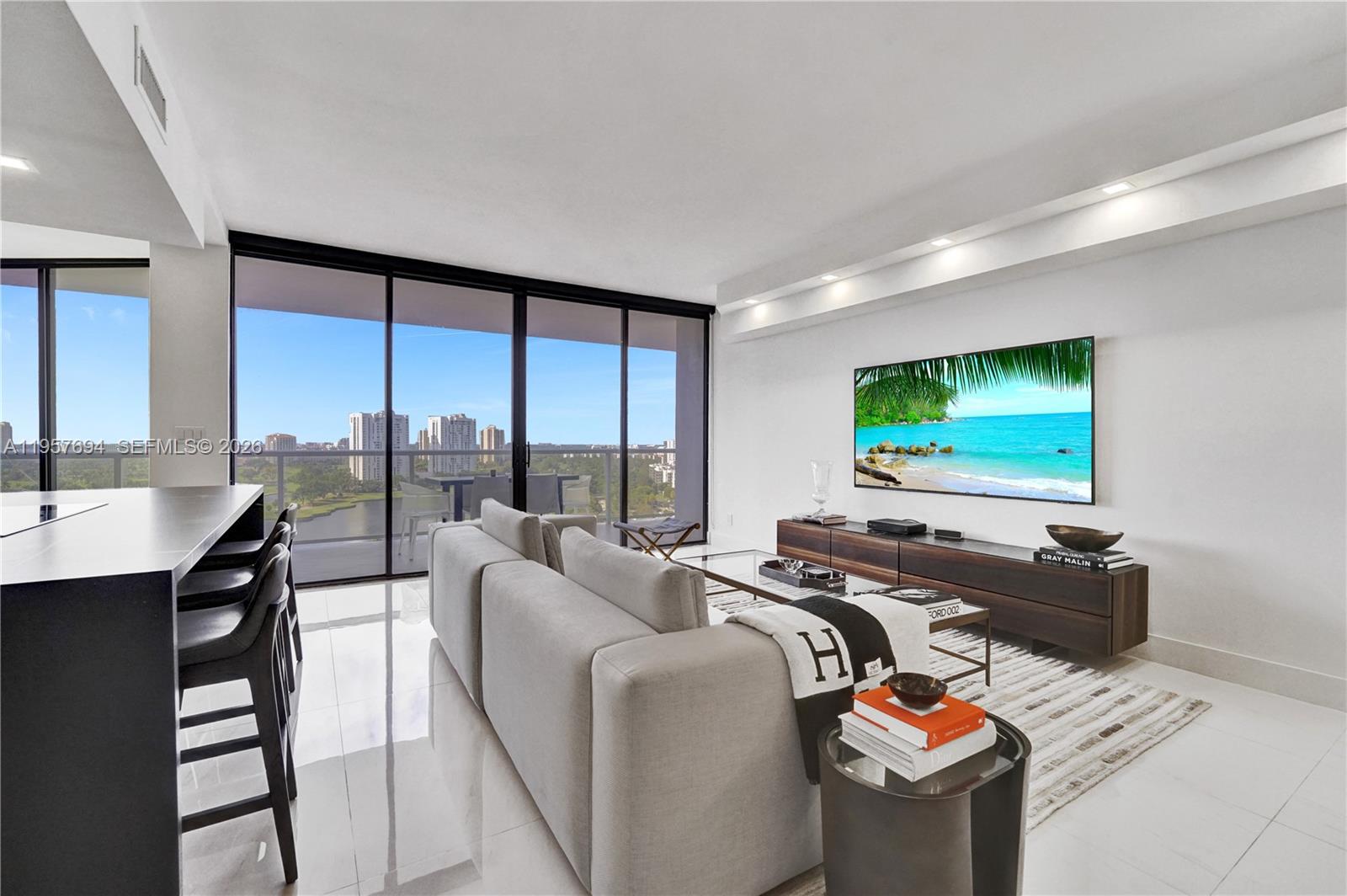 20281 E Country Club Dr # 1503