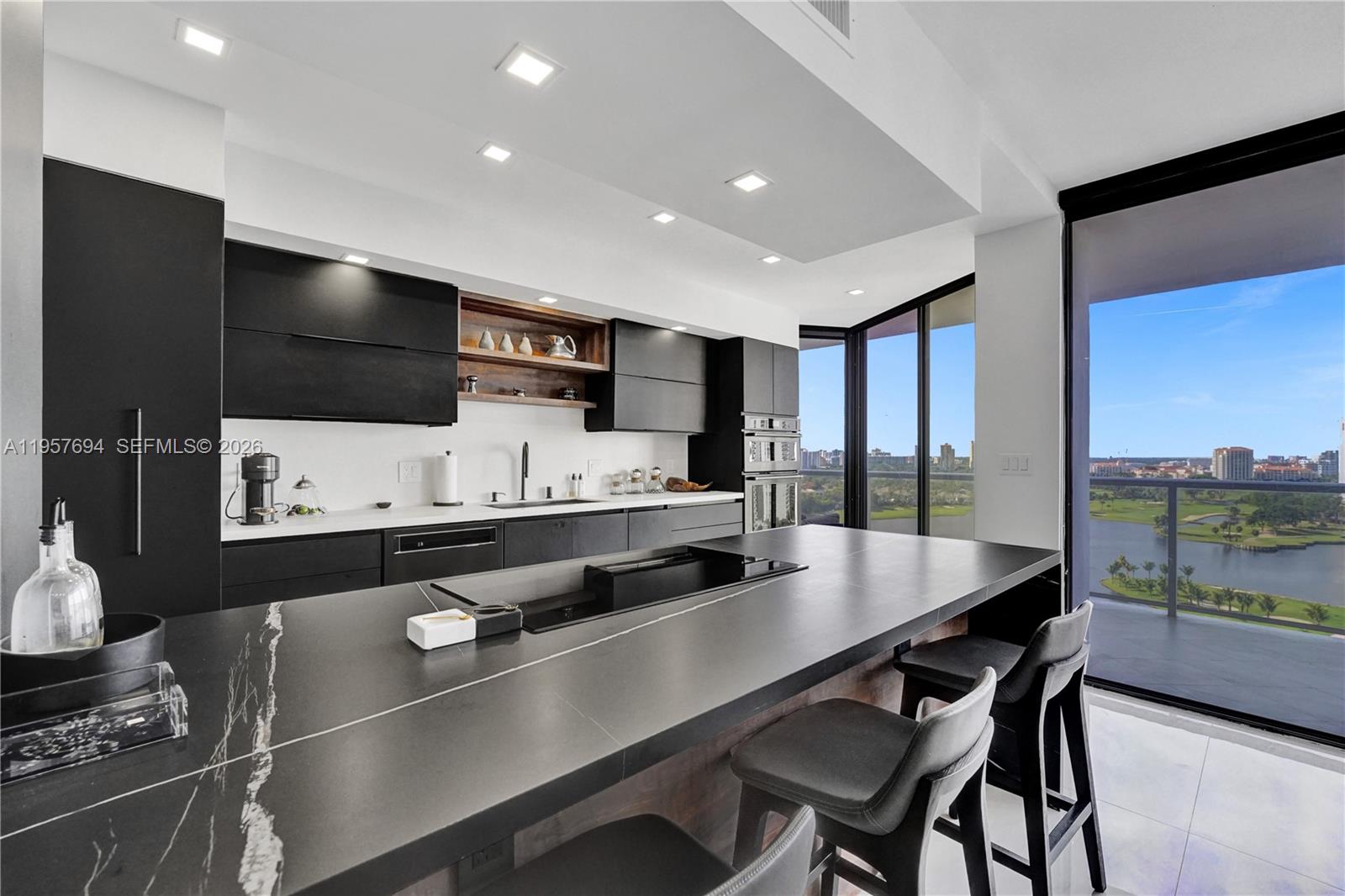 20281 E Country Club Dr # 1503