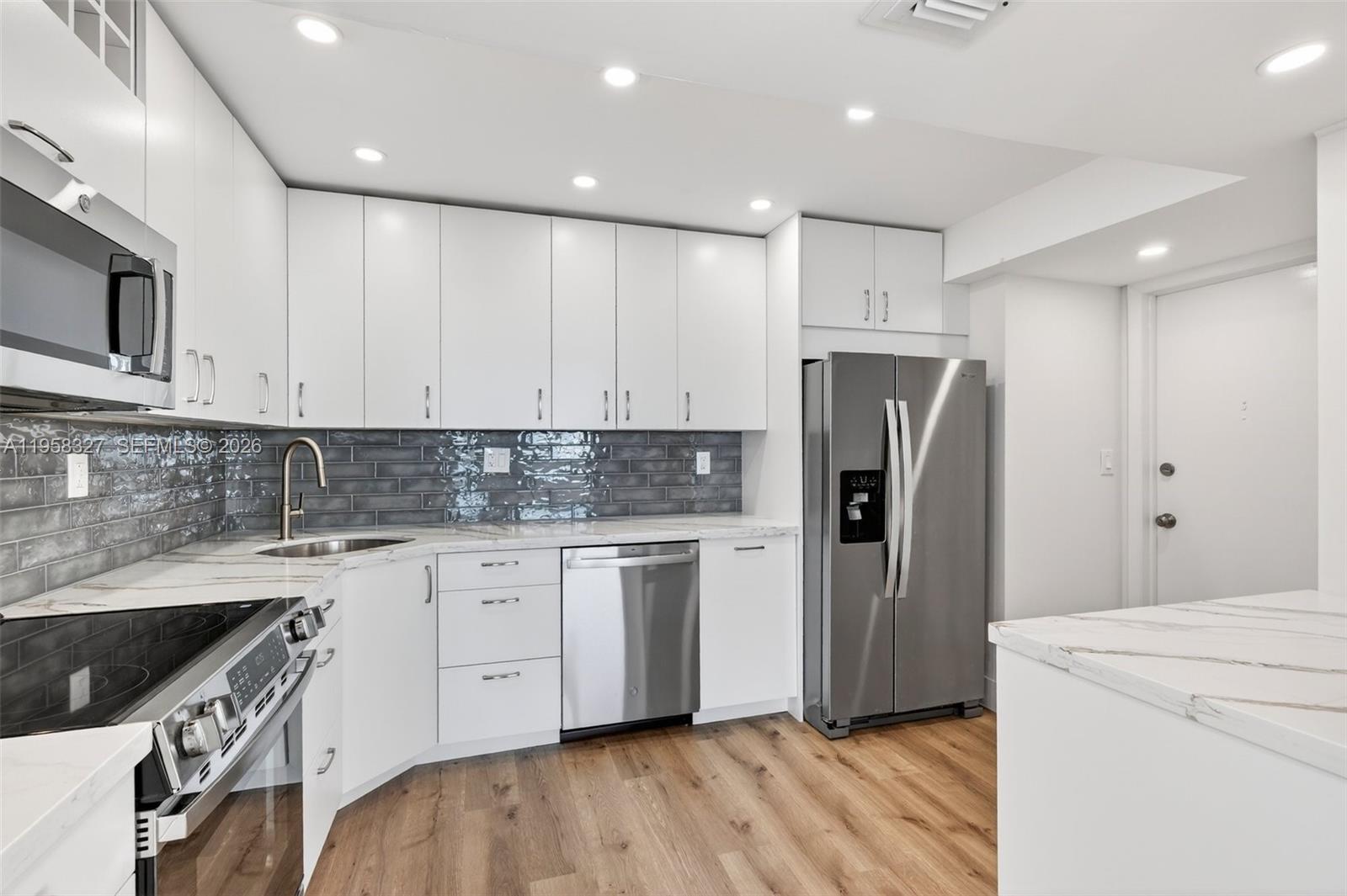 1410 S Ocean Dr # 808