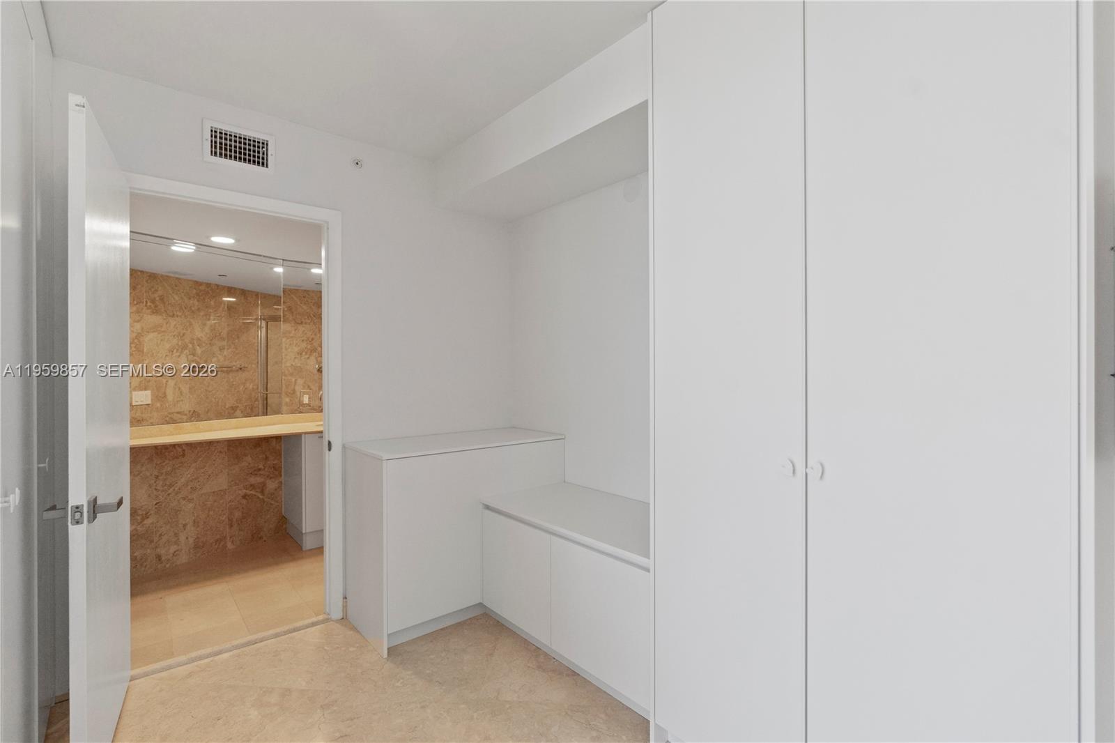 18911 Collins Ave # 3307