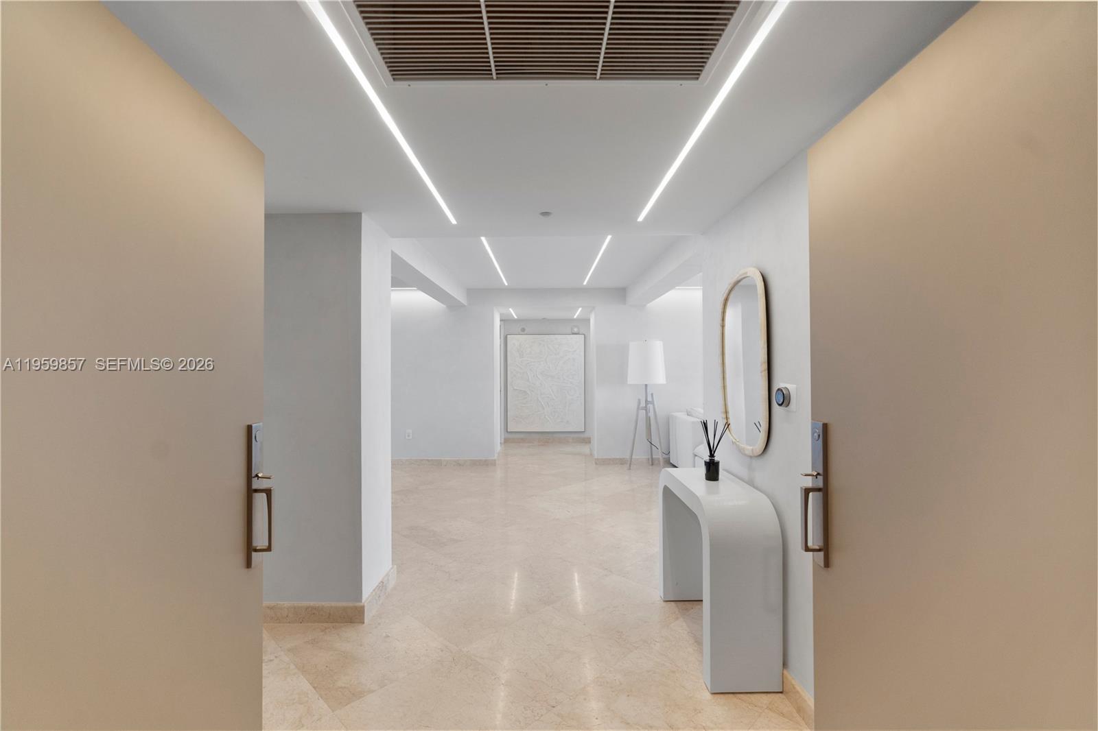 18911 Collins Ave # 3307