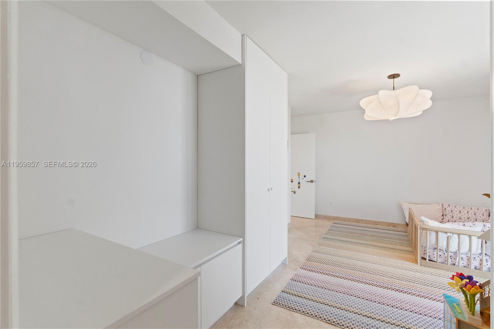 18911 Collins Ave # 3307