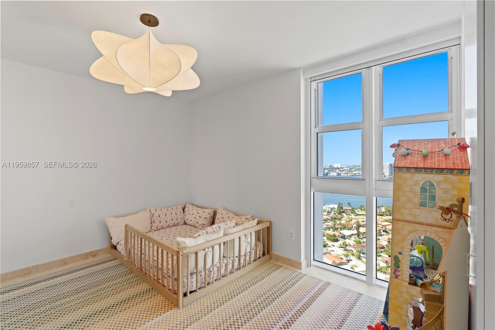 18911 Collins Ave # 3307