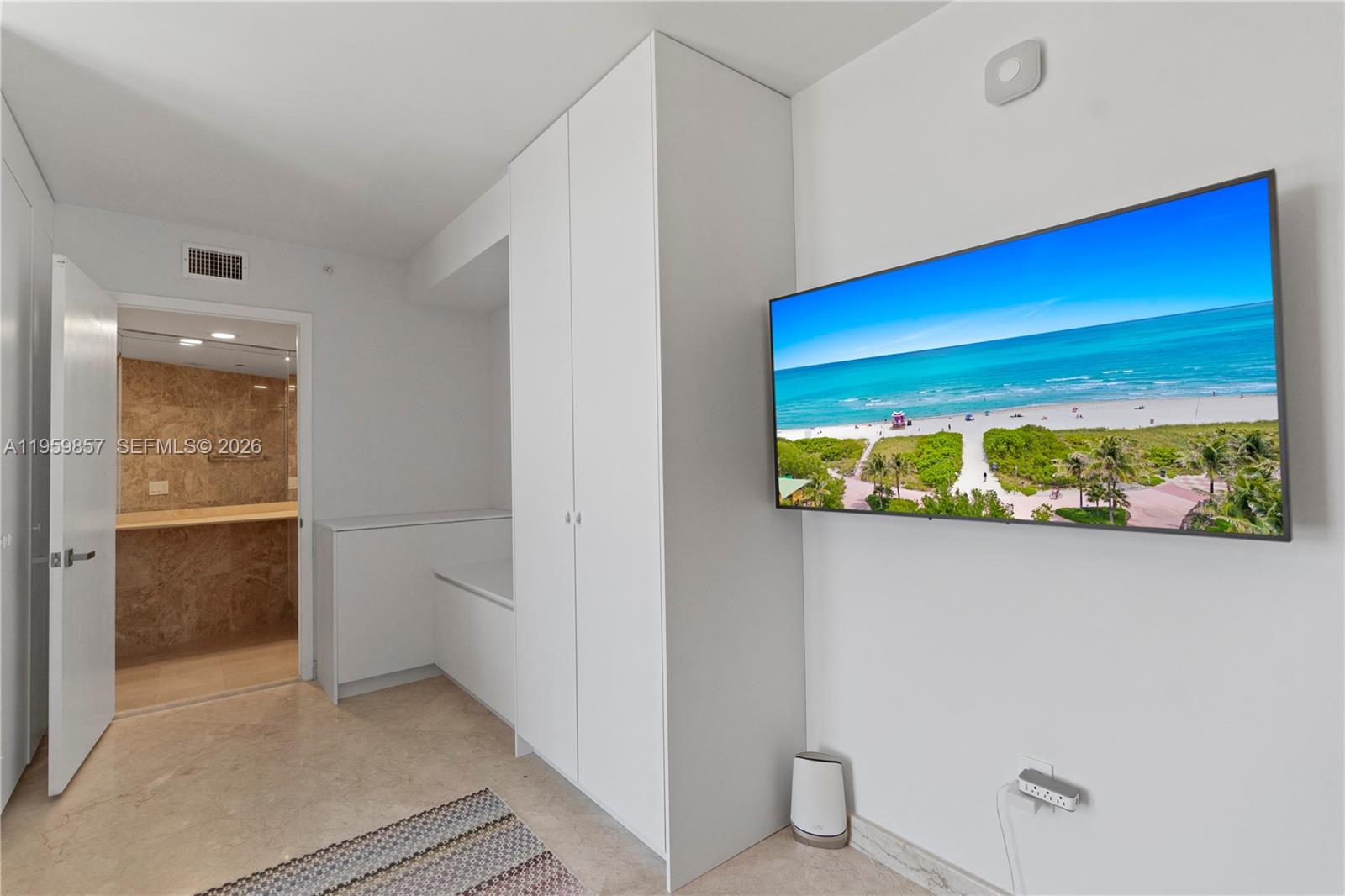 18911 Collins Ave # 3307