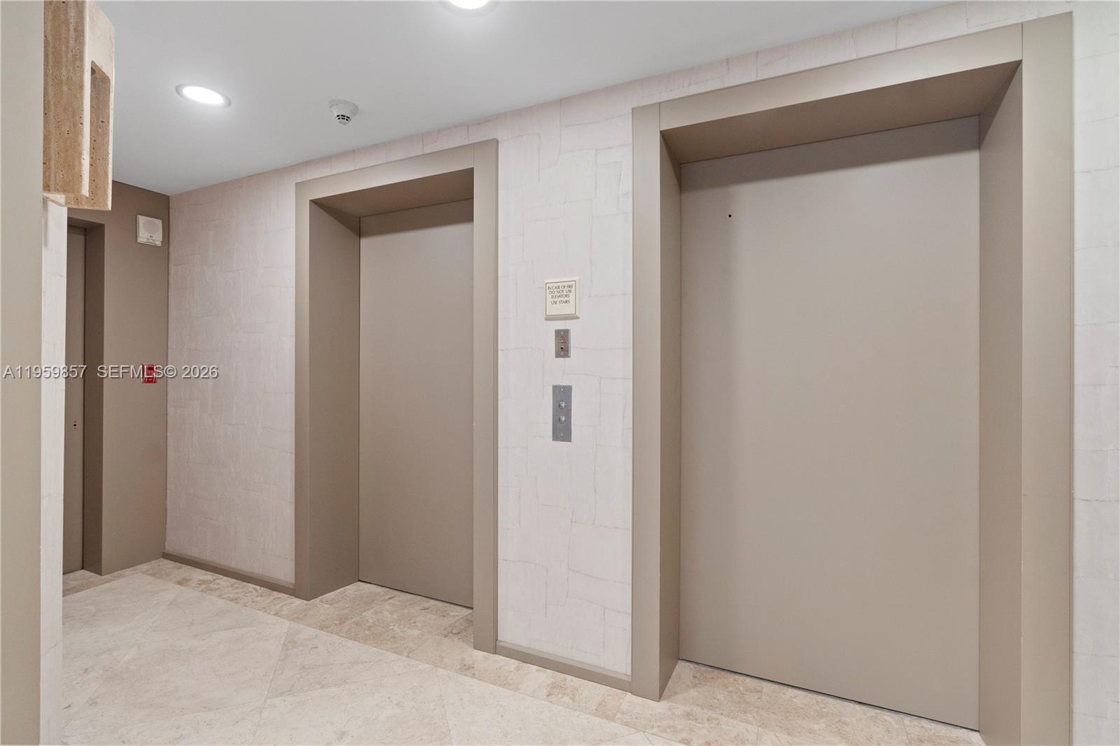 18911 Collins Ave # 3307