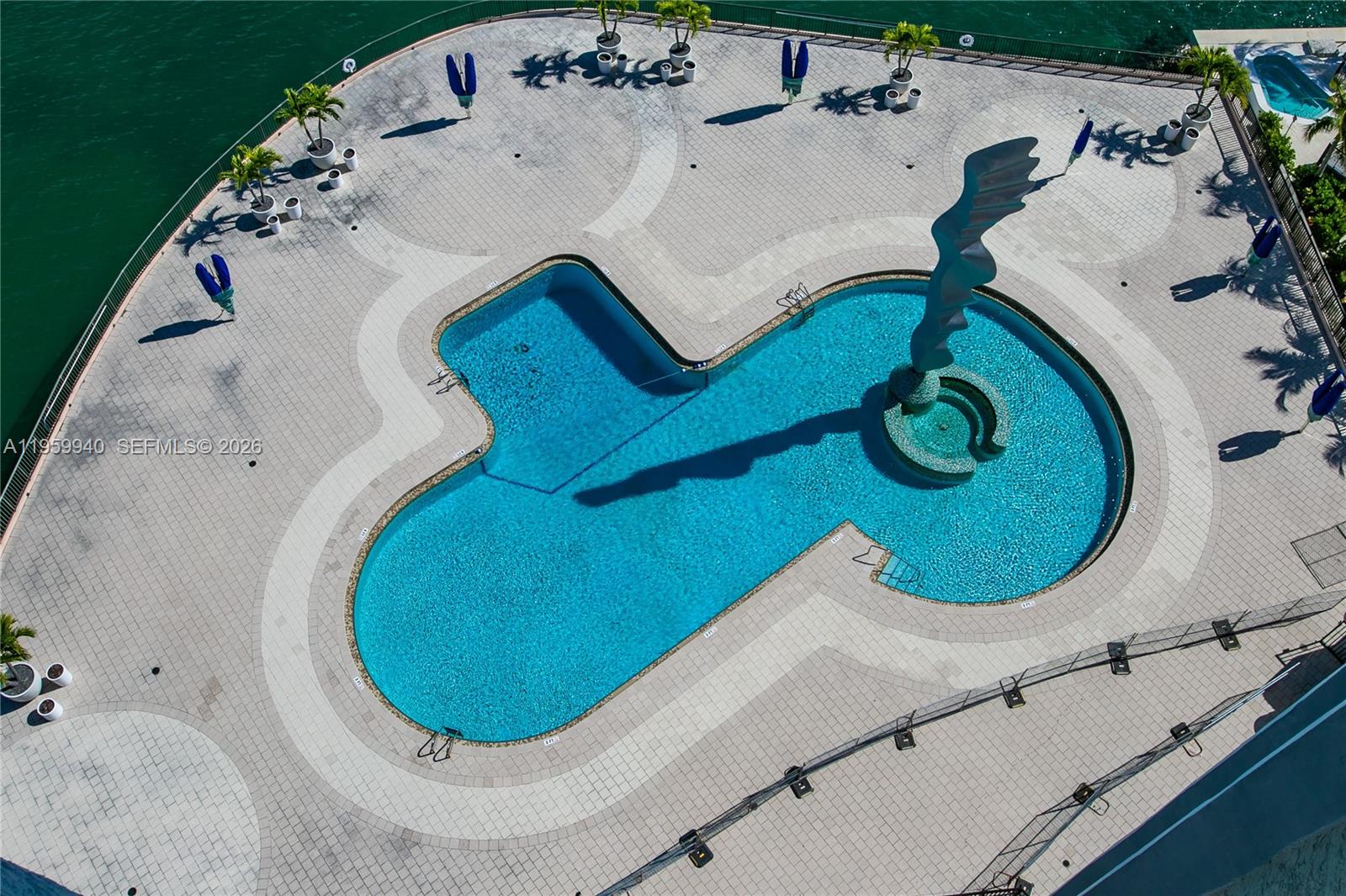 1800 NE 114th St # 1704