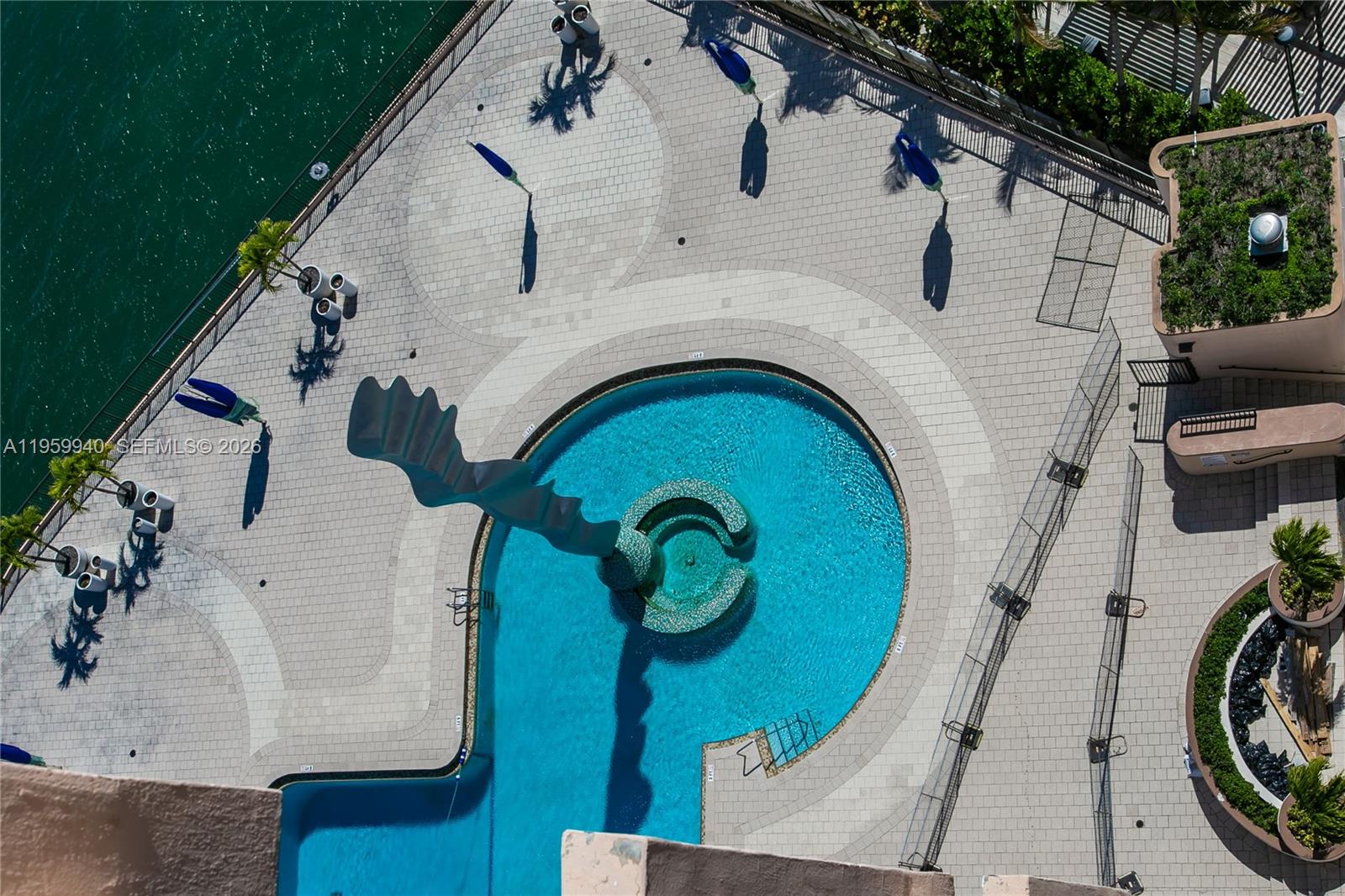 1800 NE 114th St # 1704