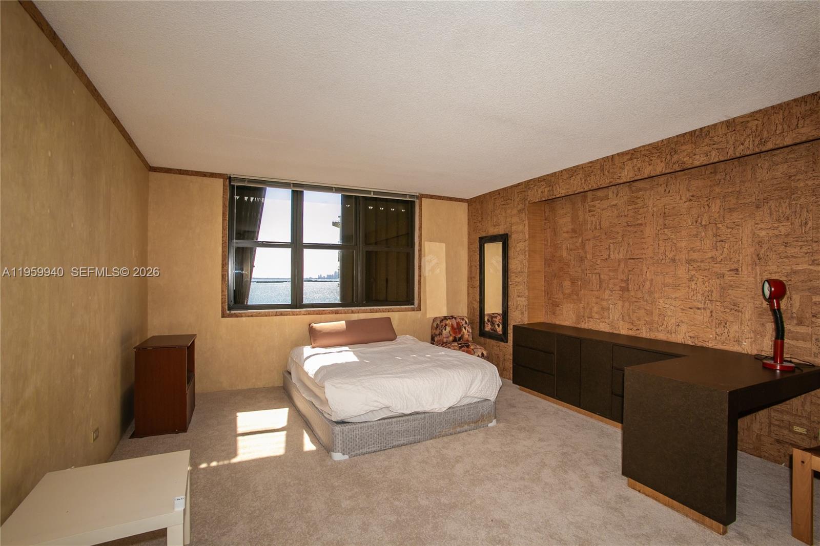 1800 NE 114th St # 1704