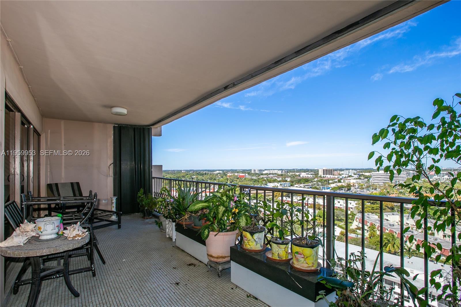 1800 NE 114th St # 1810