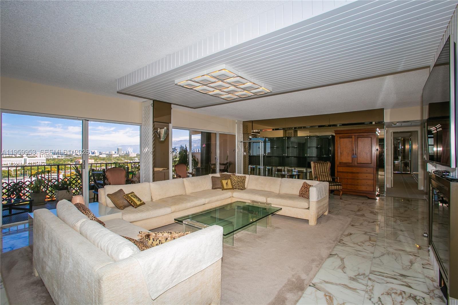 1800 NE 114th St # 1810