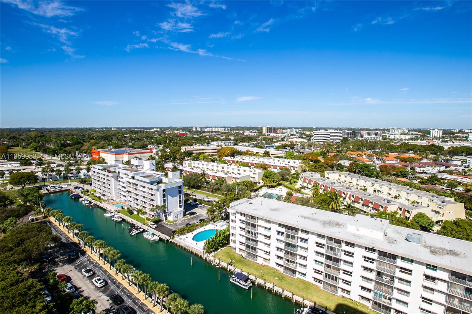 1800 NE 114th St # 1810