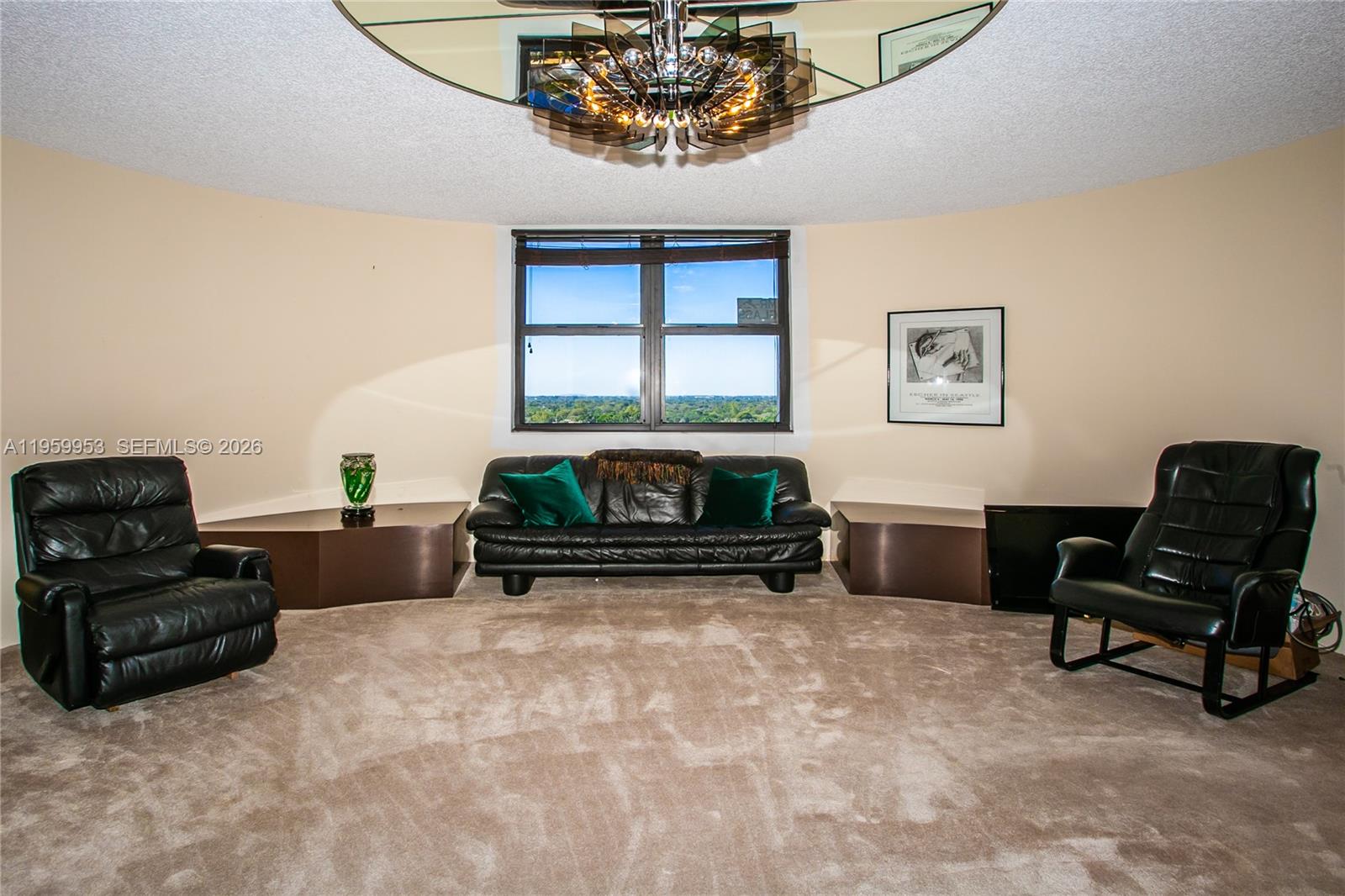 1800 NE 114th St # 1810