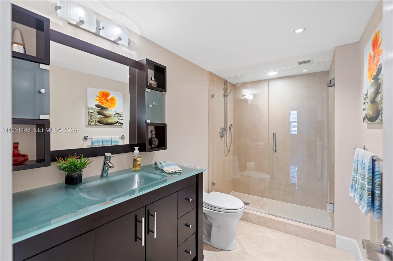 1920 S Ocean Dr # 17D