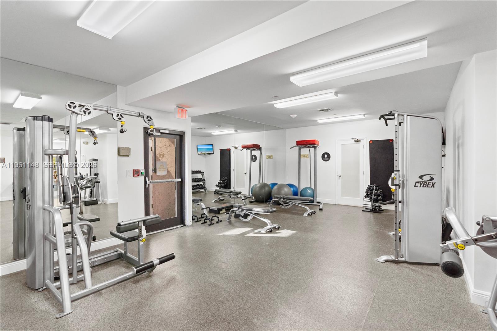 1920 S Ocean Dr # 17D