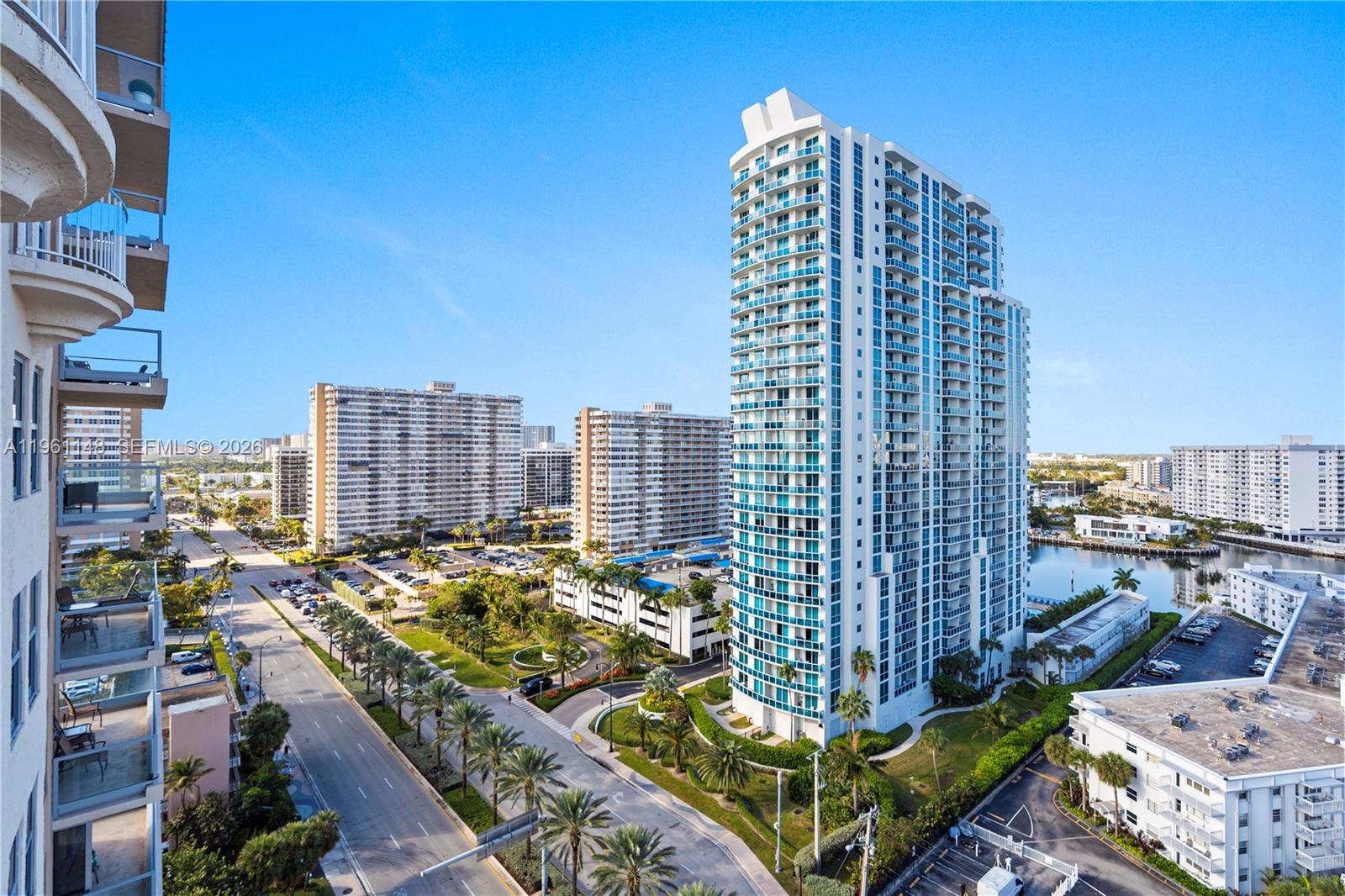 1920 S Ocean Dr # 17D