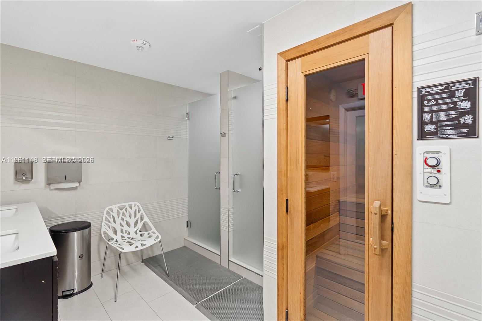 1920 S Ocean Dr # 17D