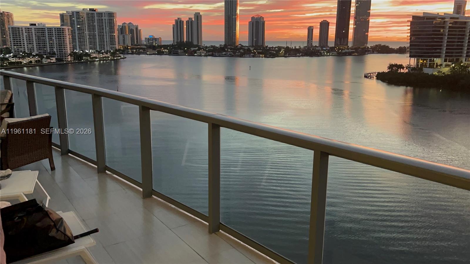 3300 NE 188th St Unit: LPH16