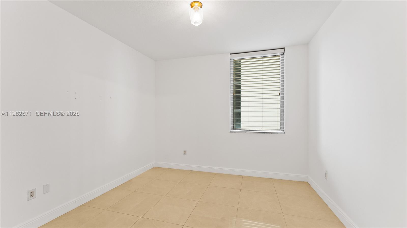 1050 Brickell Ave # 2620