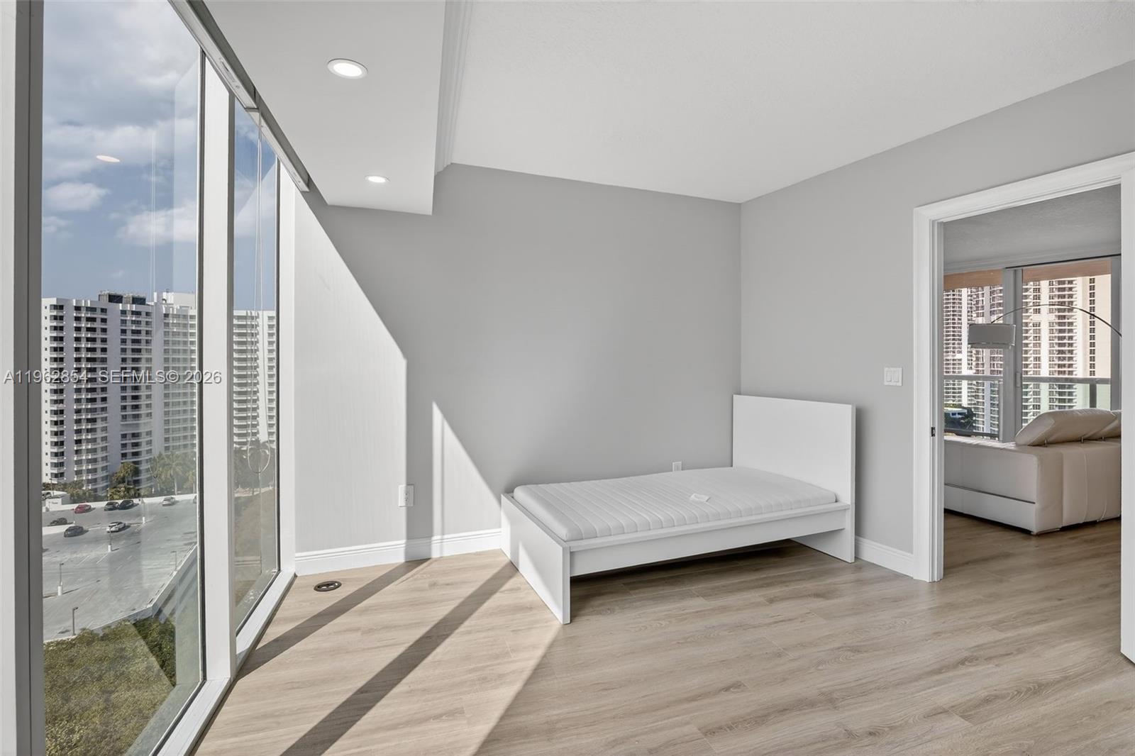 3370 Hidden Bay Dr # 1501