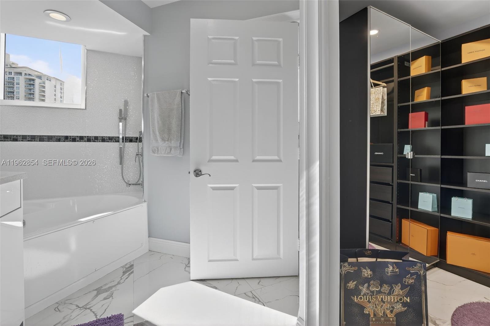 3370 Hidden Bay Dr # 1501