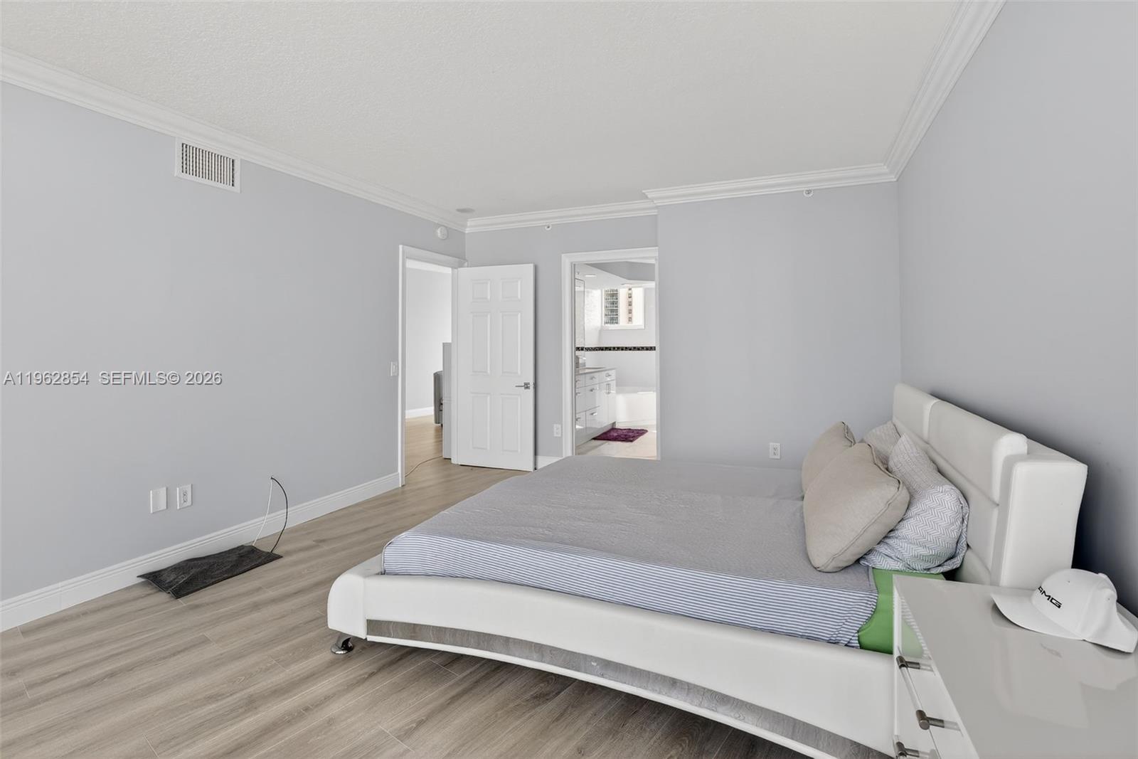 3370 Hidden Bay Dr # 1501