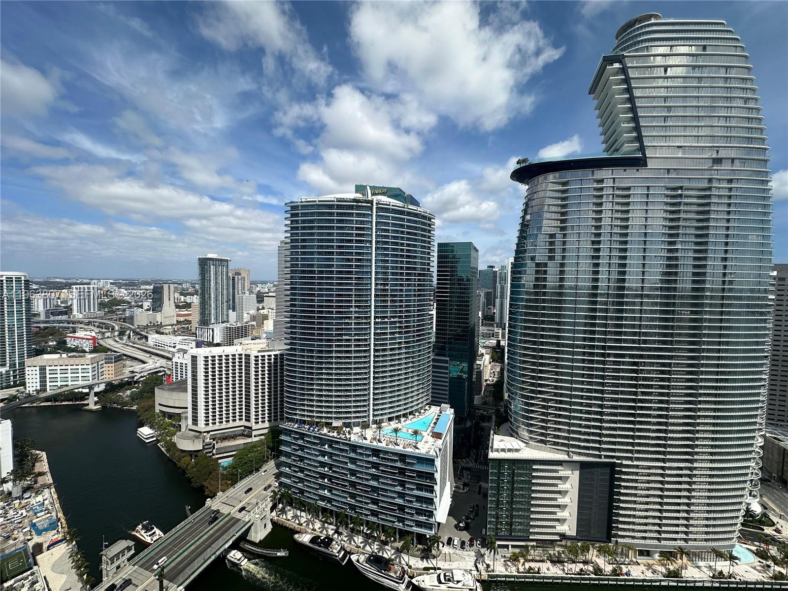 475 Brickell Ave # 4110