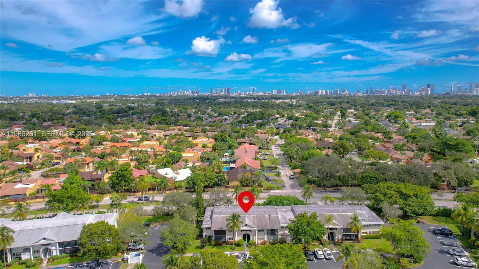 927 NE 199th St # 104