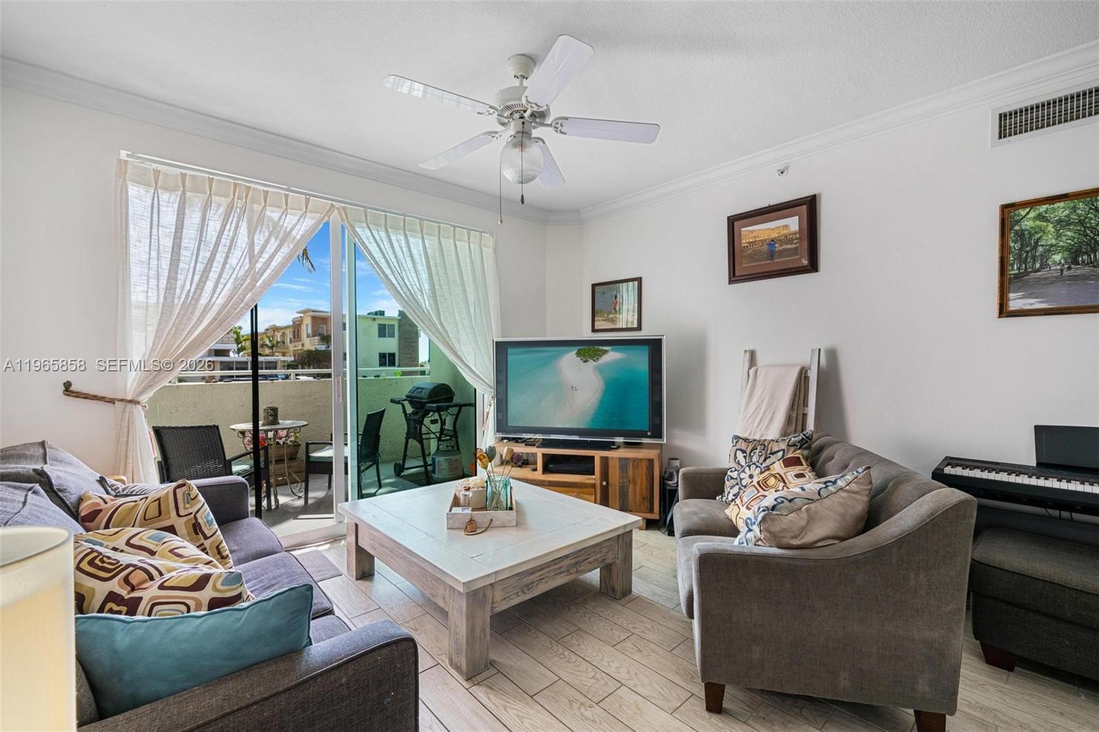 9172 Collins Ave # 210