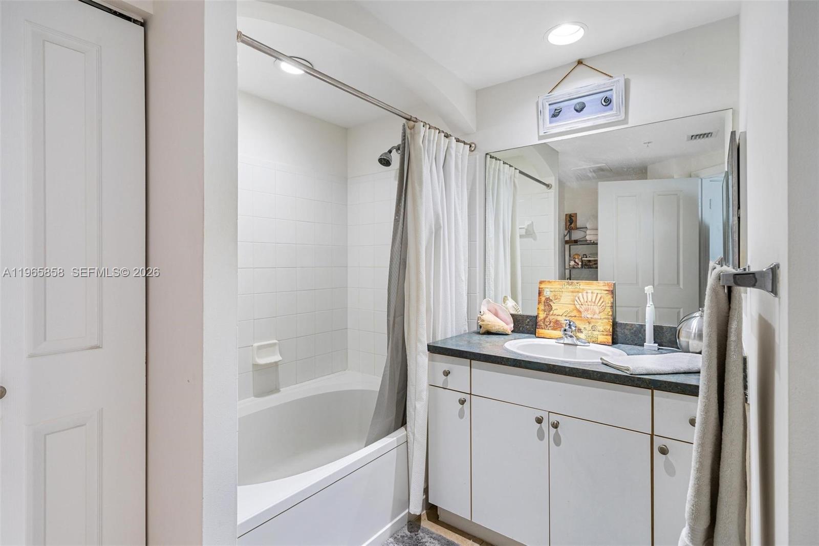 9172 Collins Ave # 210