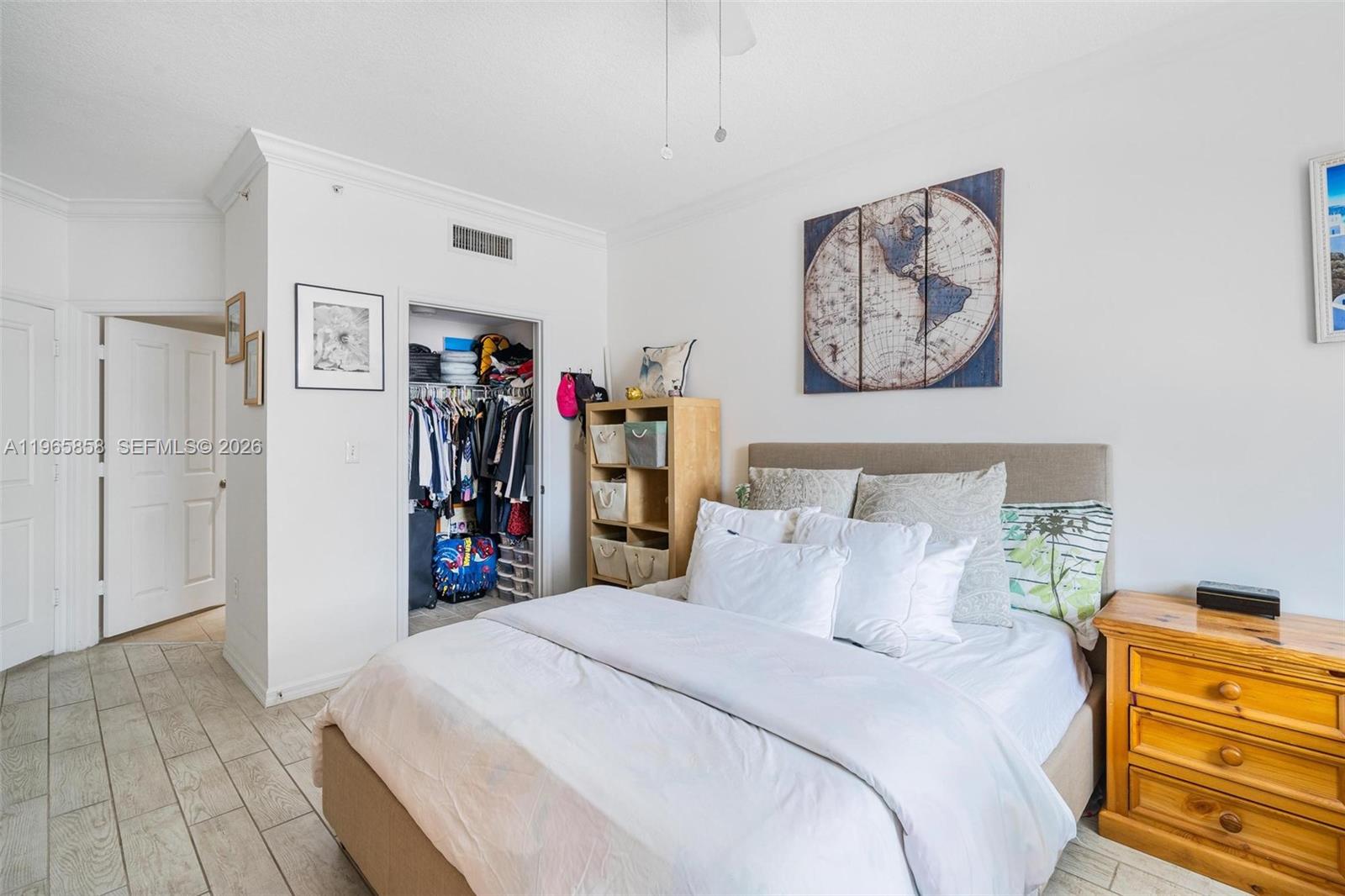 9172 Collins Ave # 210