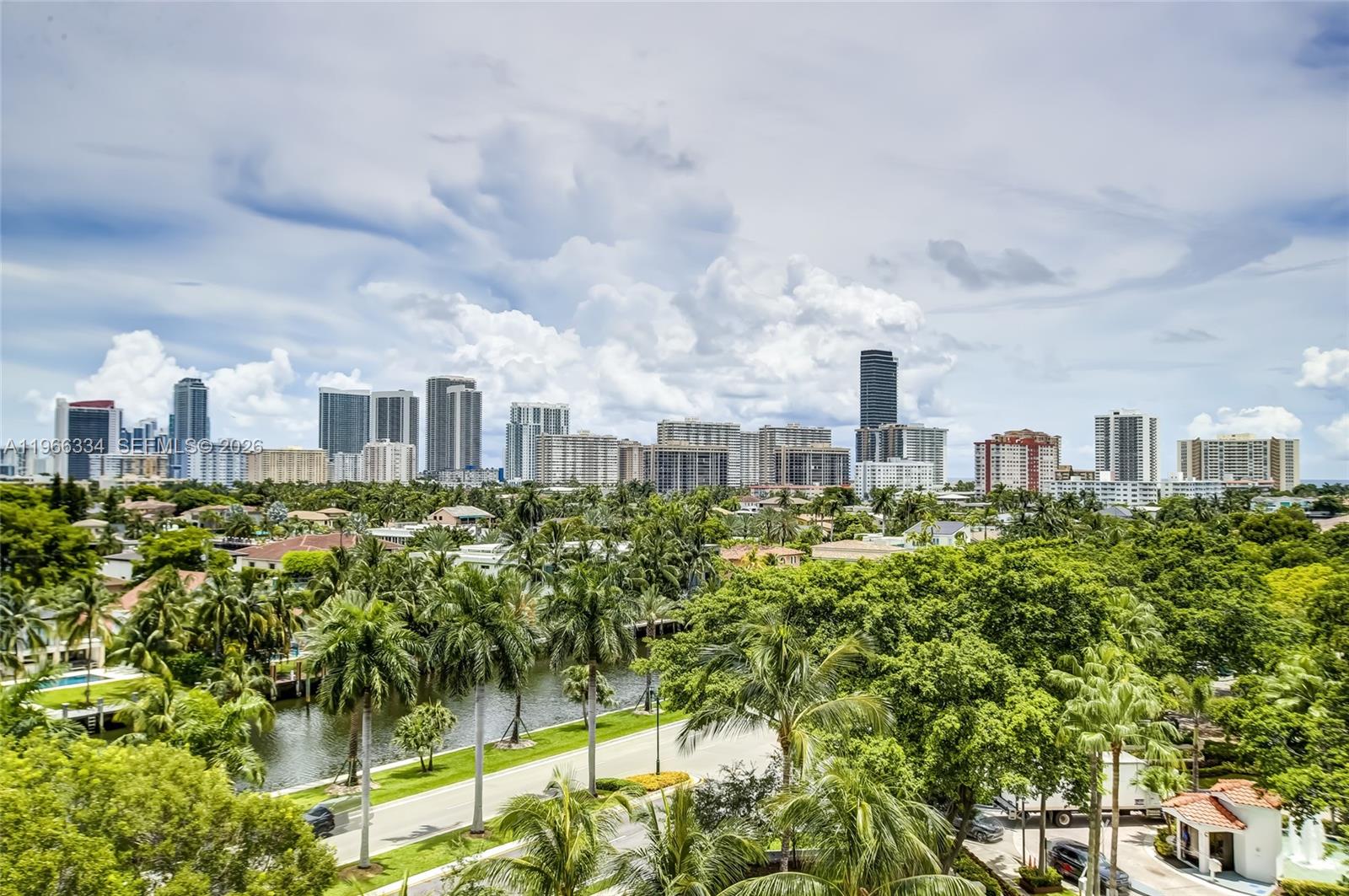 3600 Yacht Club Dr # 703