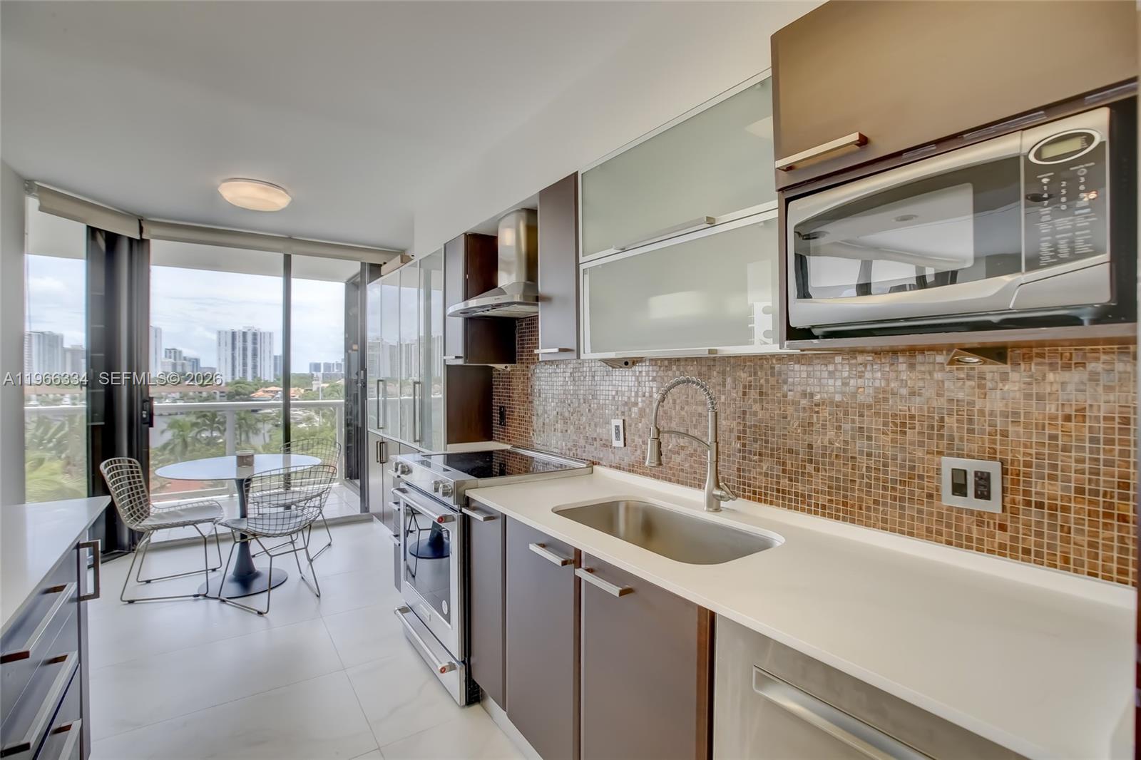 3600 Yacht Club Dr # 703