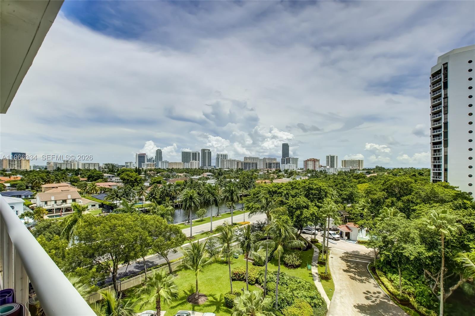 3600 Yacht Club Dr # 703