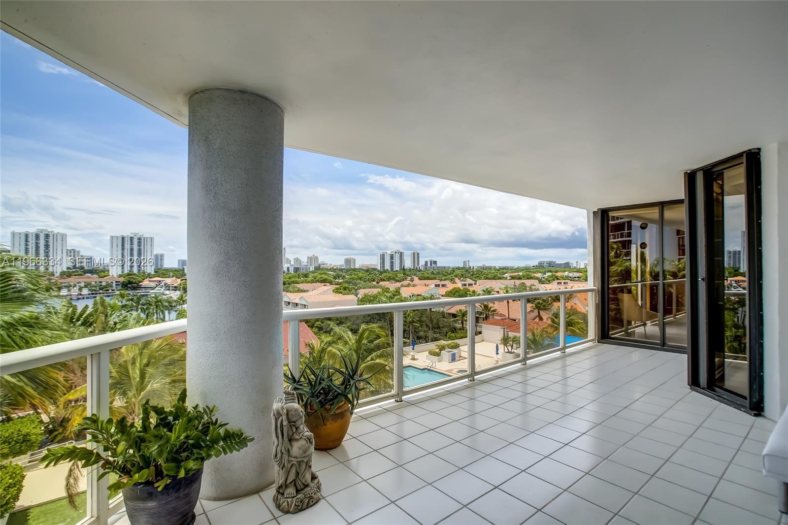 3600 Yacht Club Dr # 703