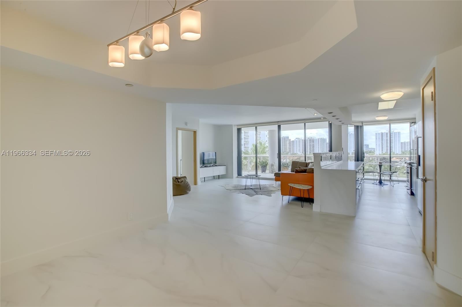 3600 Yacht Club Dr # 703