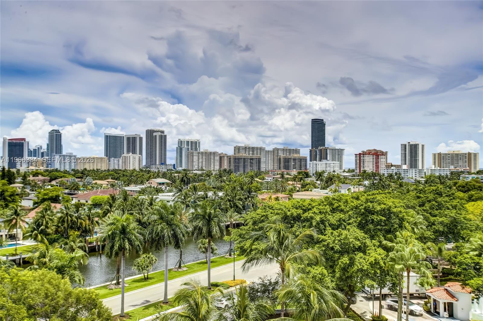 3600 Yacht Club Dr # 703