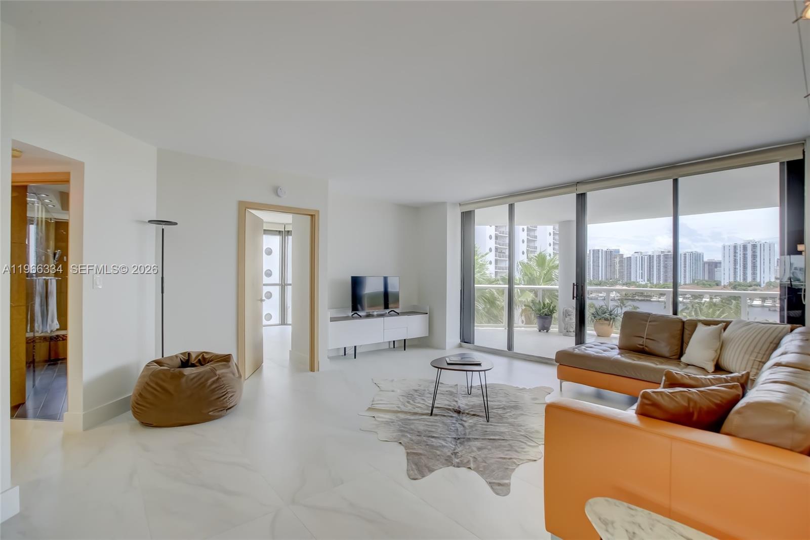 3600 Yacht Club Dr # 703