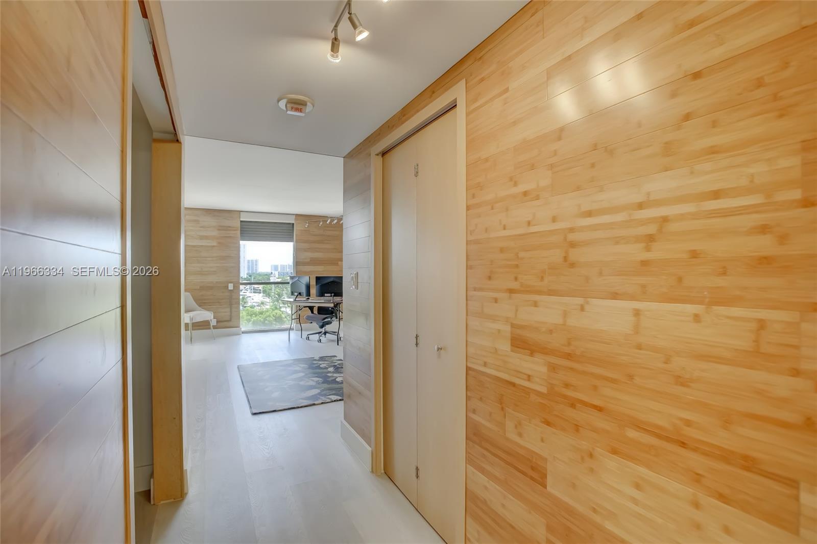 3600 Yacht Club Dr # 703