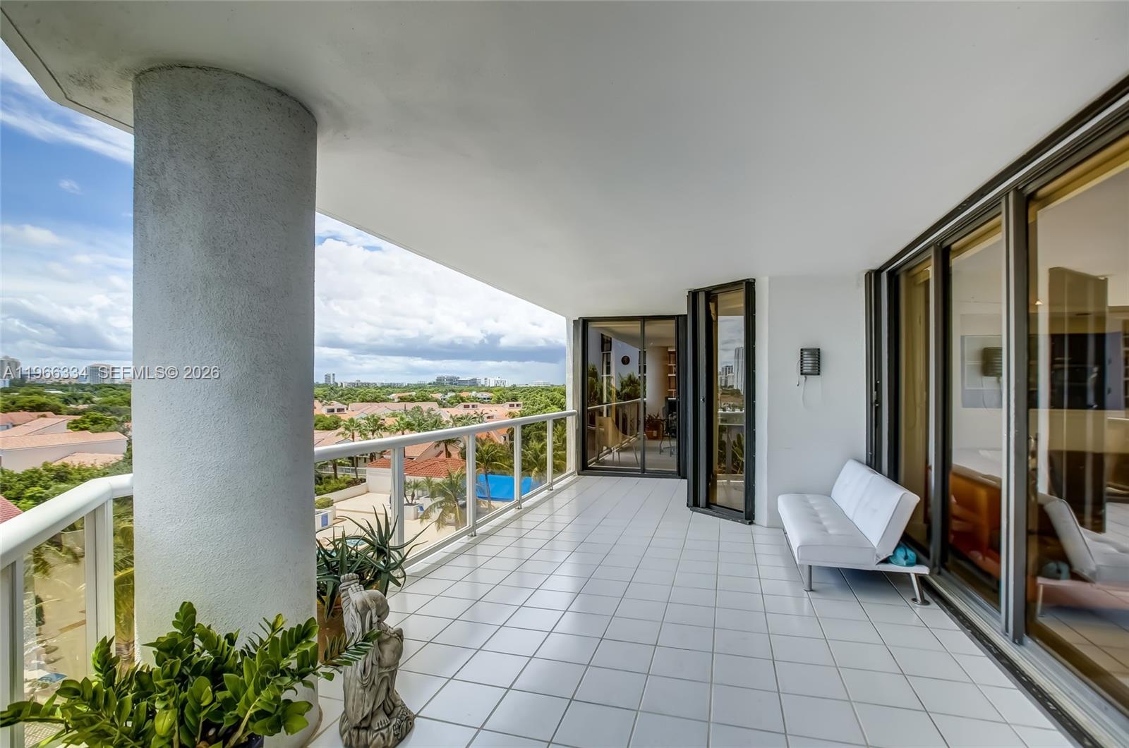 3600 Yacht Club Dr # 703