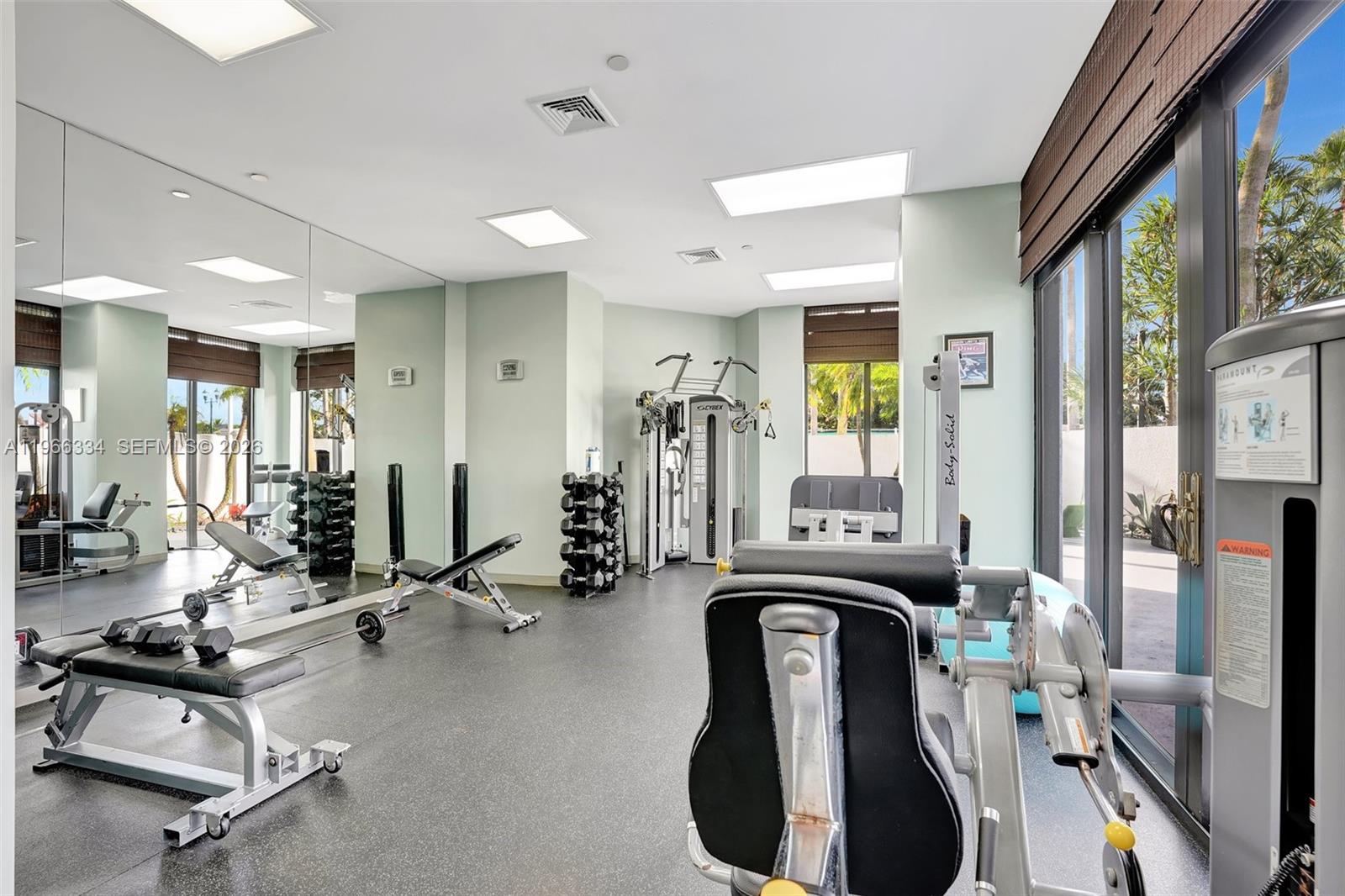 3600 Yacht Club Dr # 703