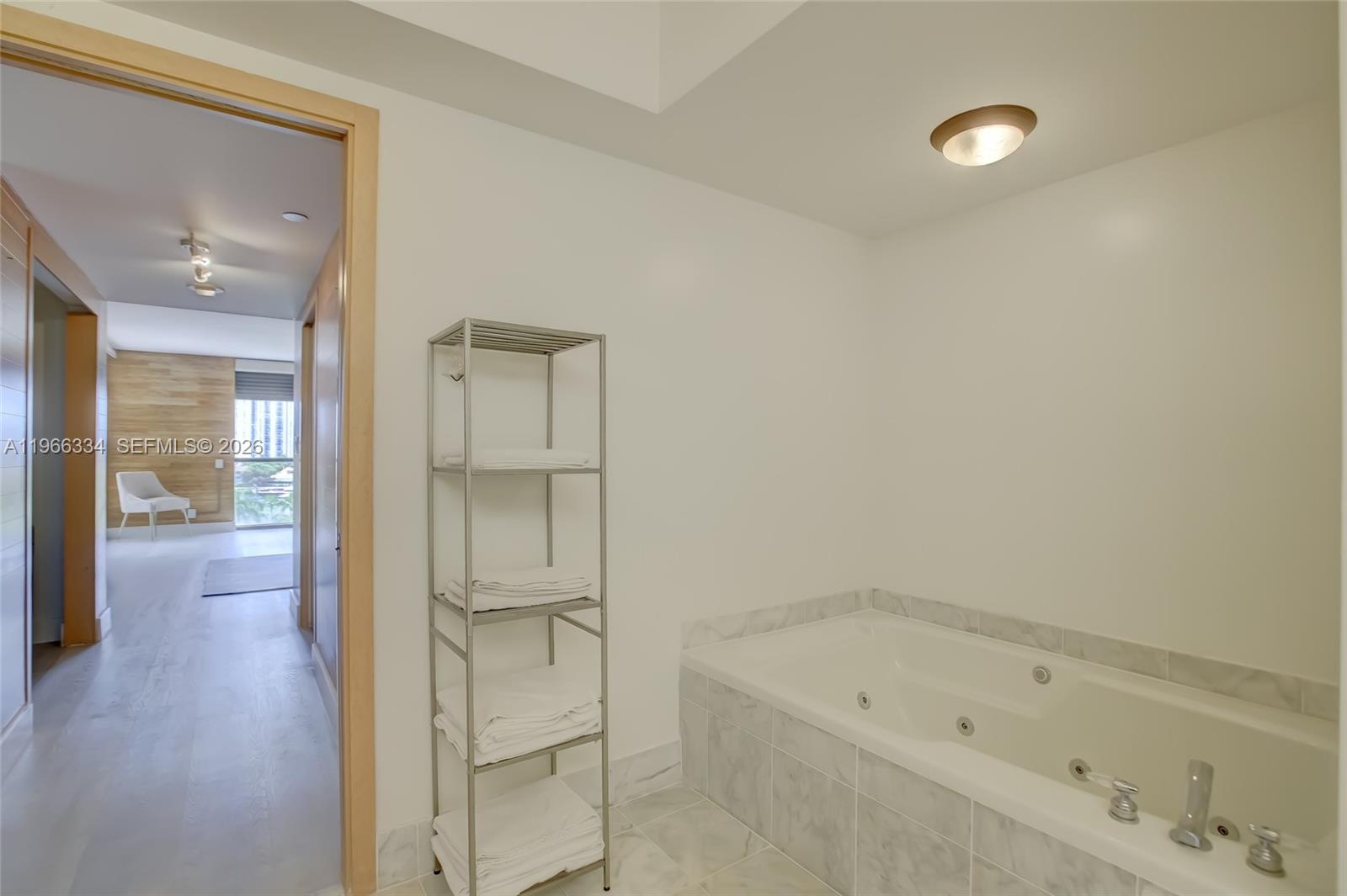 3600 Yacht Club Dr # 703