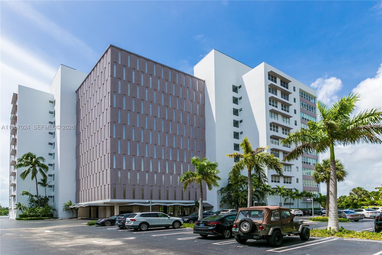 9100 W Bay Harbor Dr # 9C