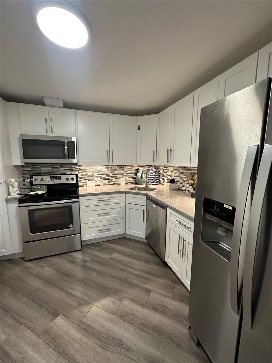 2750 NE 183rd St Unit: PH07