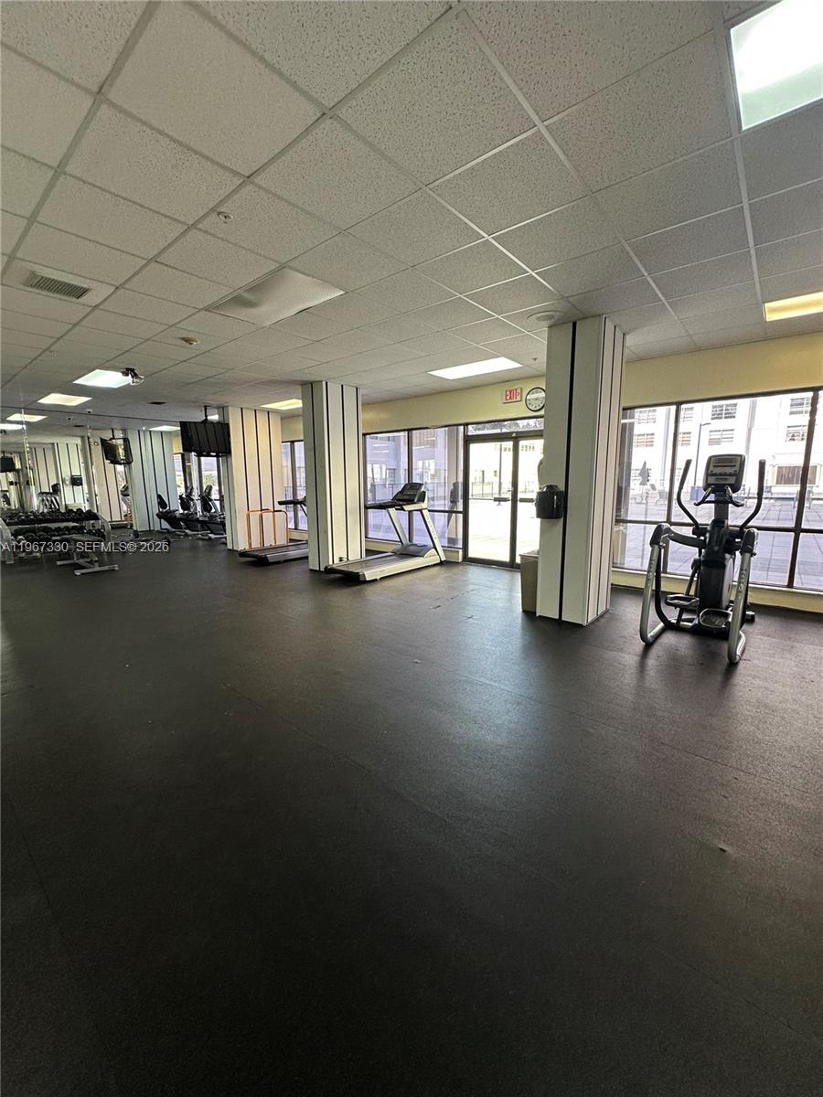 2750 NE 183rd St Unit: PH07