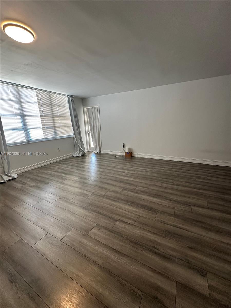 2750 NE 183rd St Unit: PH07