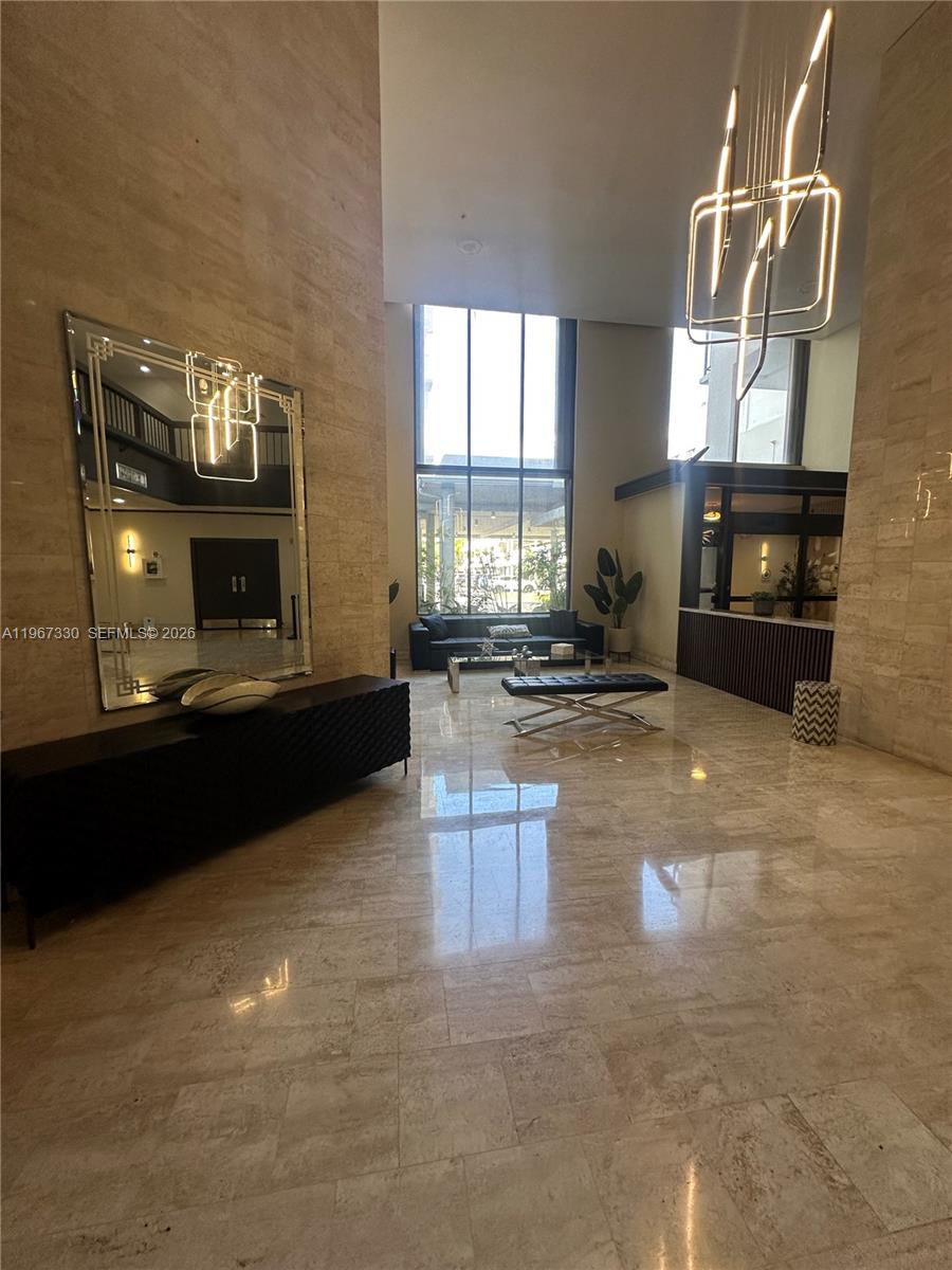 2750 NE 183rd St Unit: PH07