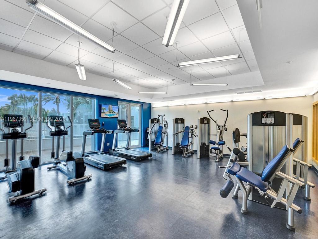 19400 Turnberry Way # 1012