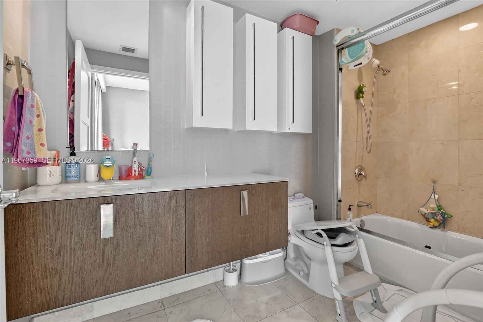 19400 Turnberry Way # 1012