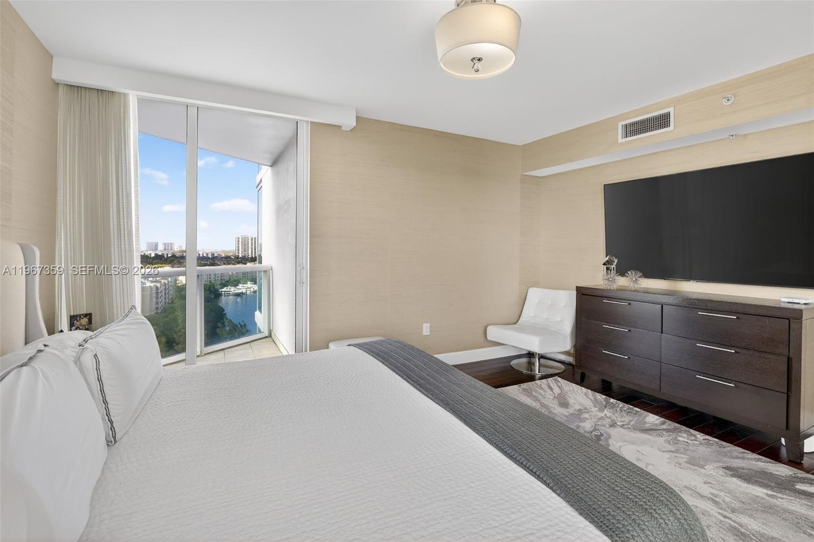 19400 Turnberry Way # 1012